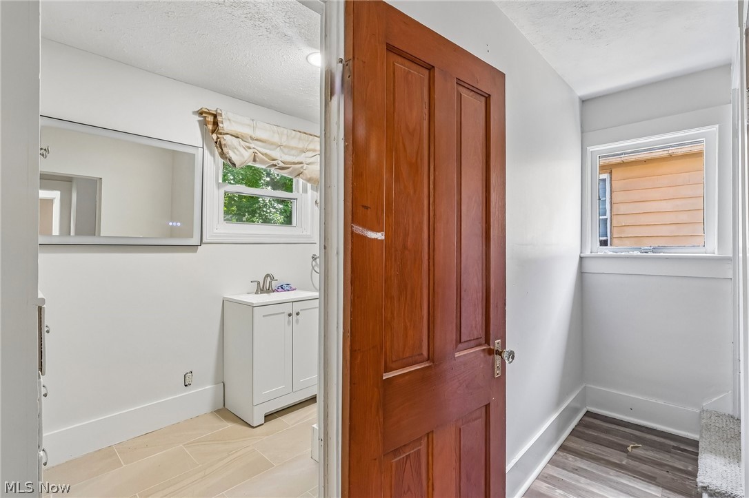 688 Crosby Street Akron OH 44302