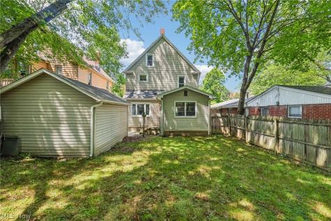 688 Crosby Street Akron OH 44302