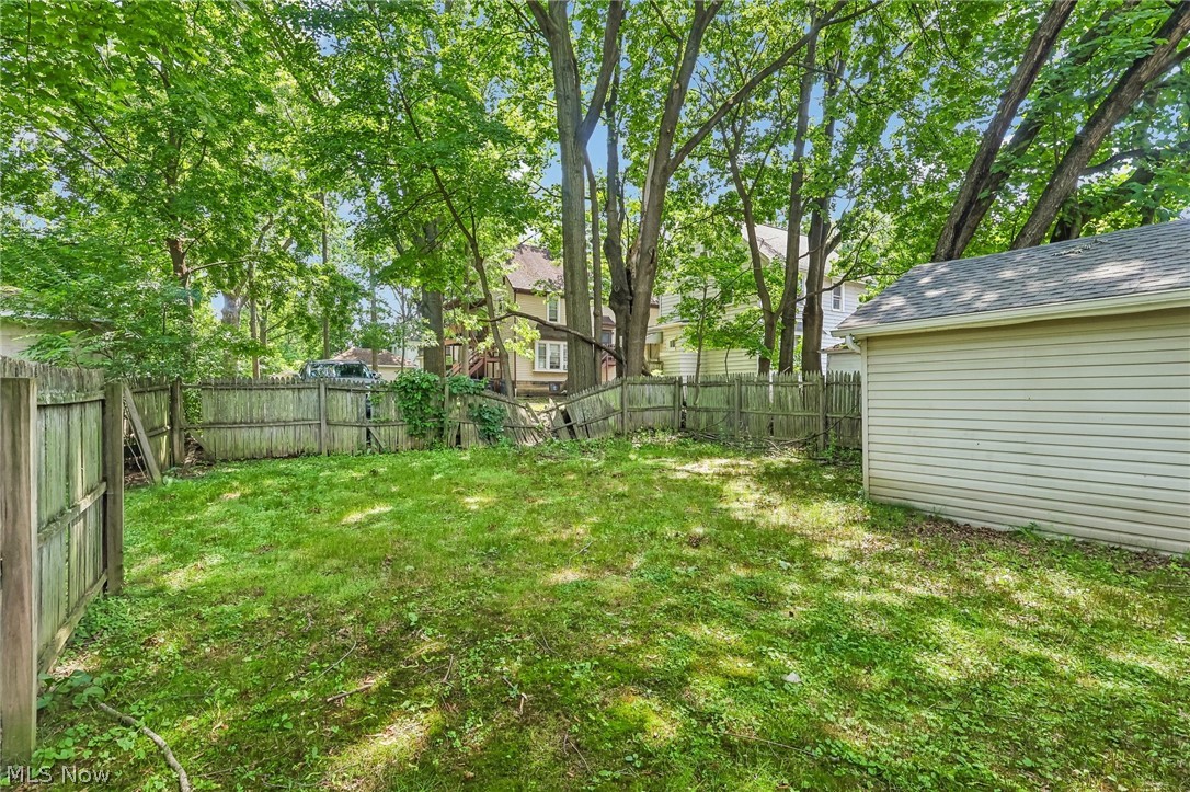 688 Crosby Street Akron OH 44302