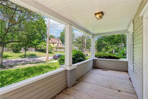 688 Crosby Street Akron OH 44302