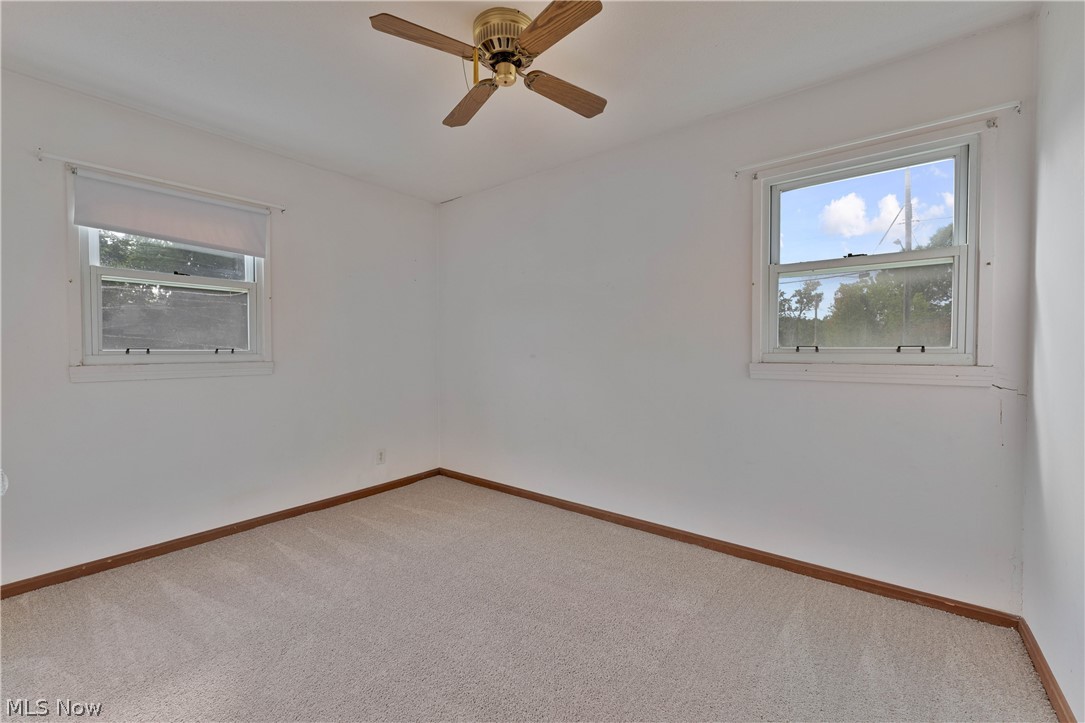 34 Mcdonald Avenue Niles OH 44446