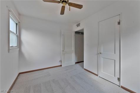 34 Mcdonald Avenue Niles OH 44446