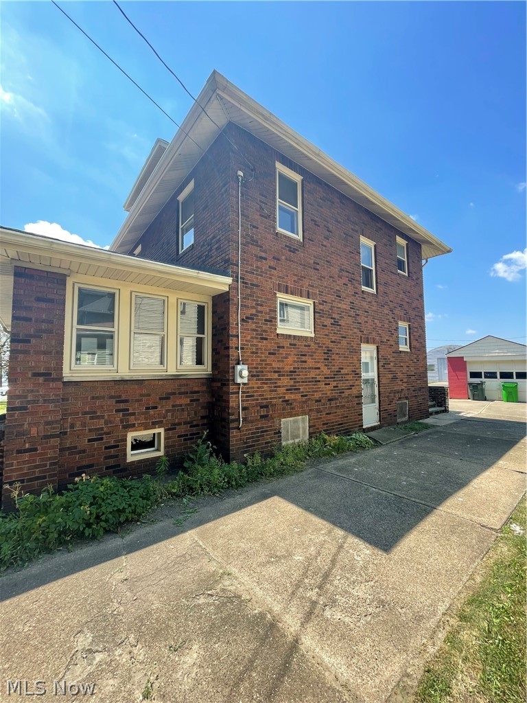 609 1st Street NE Massillon OH 44646
