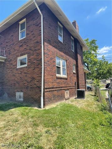 609 1st Street NE Massillon OH 44646