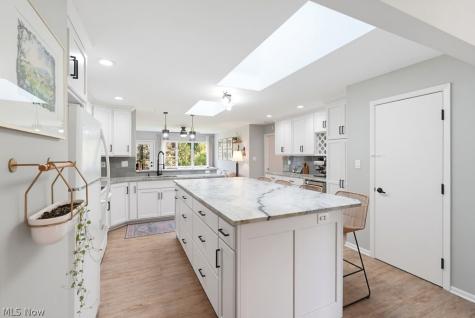 4405 Chestnut Road Independence OH 44131