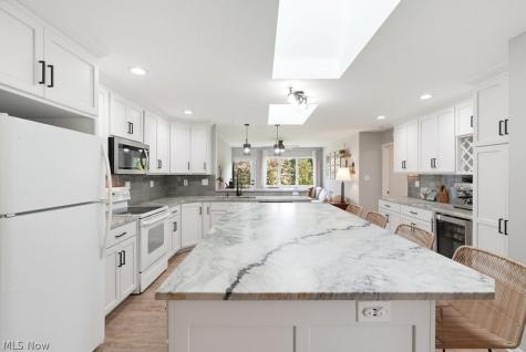4405 Chestnut Road Independence OH 44131