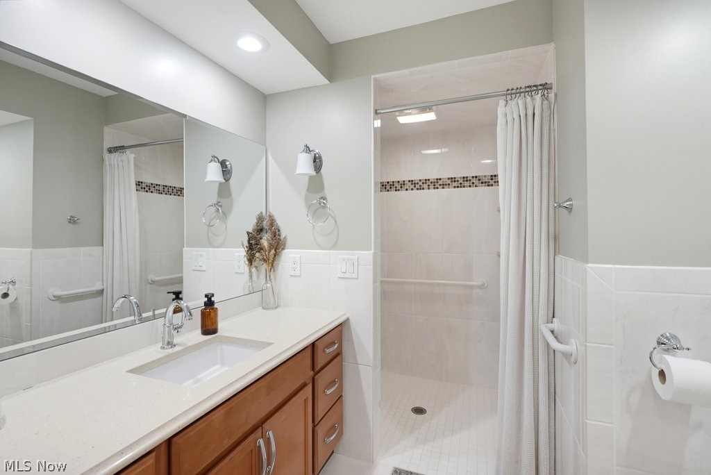 4405 Chestnut Road Independence OH 44131