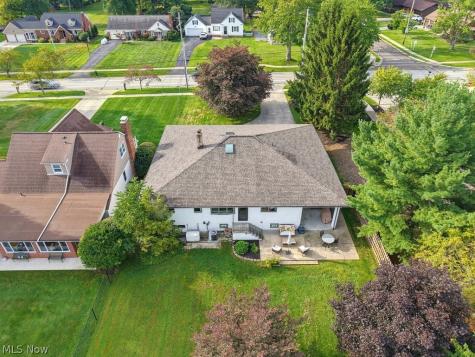 4405 Chestnut Road Independence OH 44131