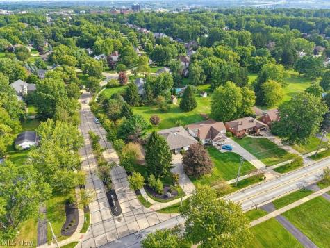 4405 Chestnut Road Independence OH 44131