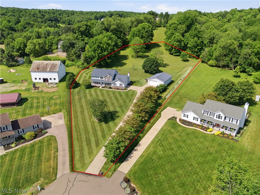 813 Walnut Ridge Street NW Bolivar OH 44612