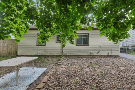 5624 Burns Road North Olmsted OH 44070