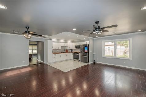 7371 Parma Park Boulevard Parma OH 44130