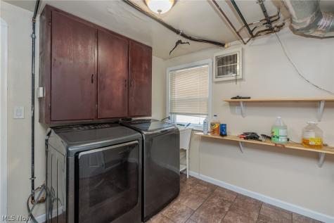 7371 Parma Park Boulevard Parma OH 44130