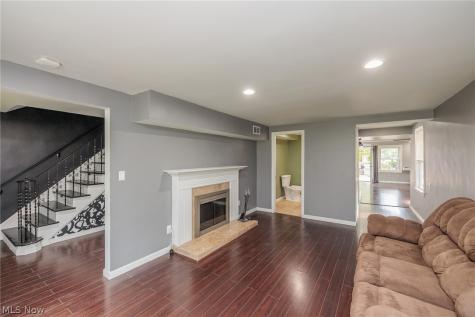 7371 Parma Park Boulevard Parma OH 44130