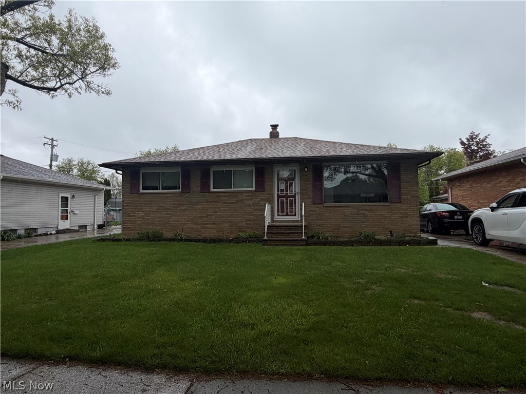 14812 Rochelle Avenue Cleveland OH 44135
