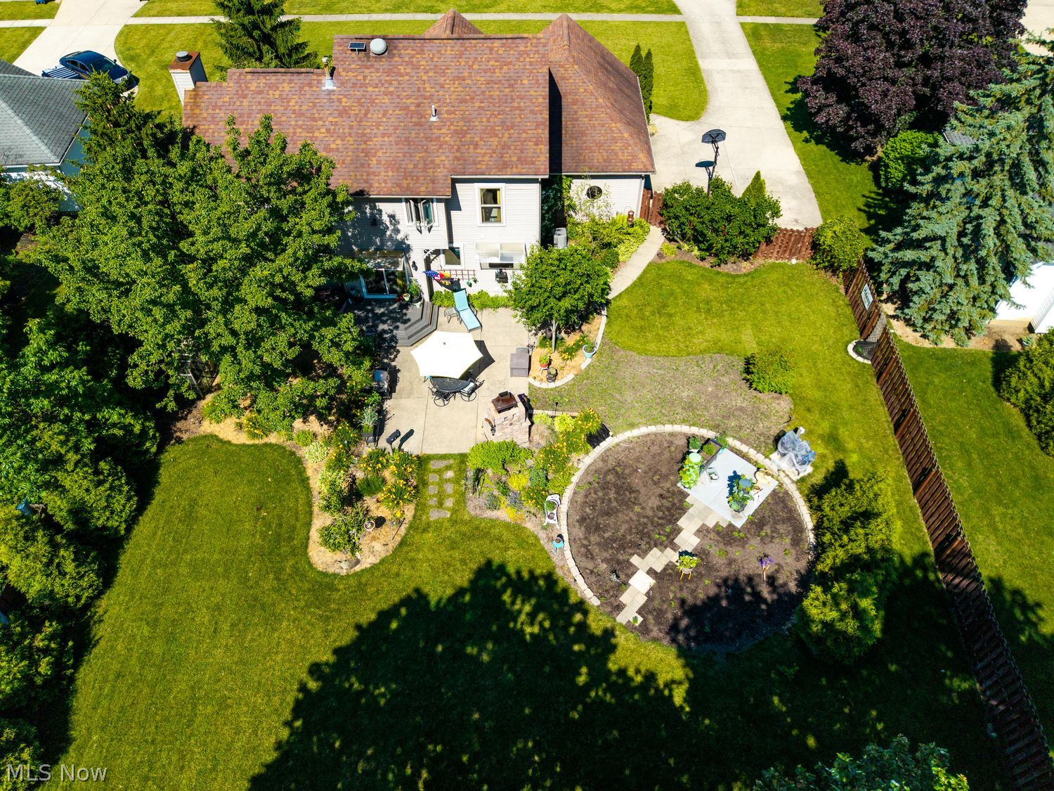 5315 New Haven Court Sheffield Village OH 44054