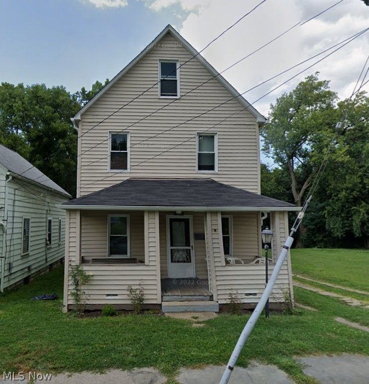 2406 Henninger Road Cleveland OH 44109
