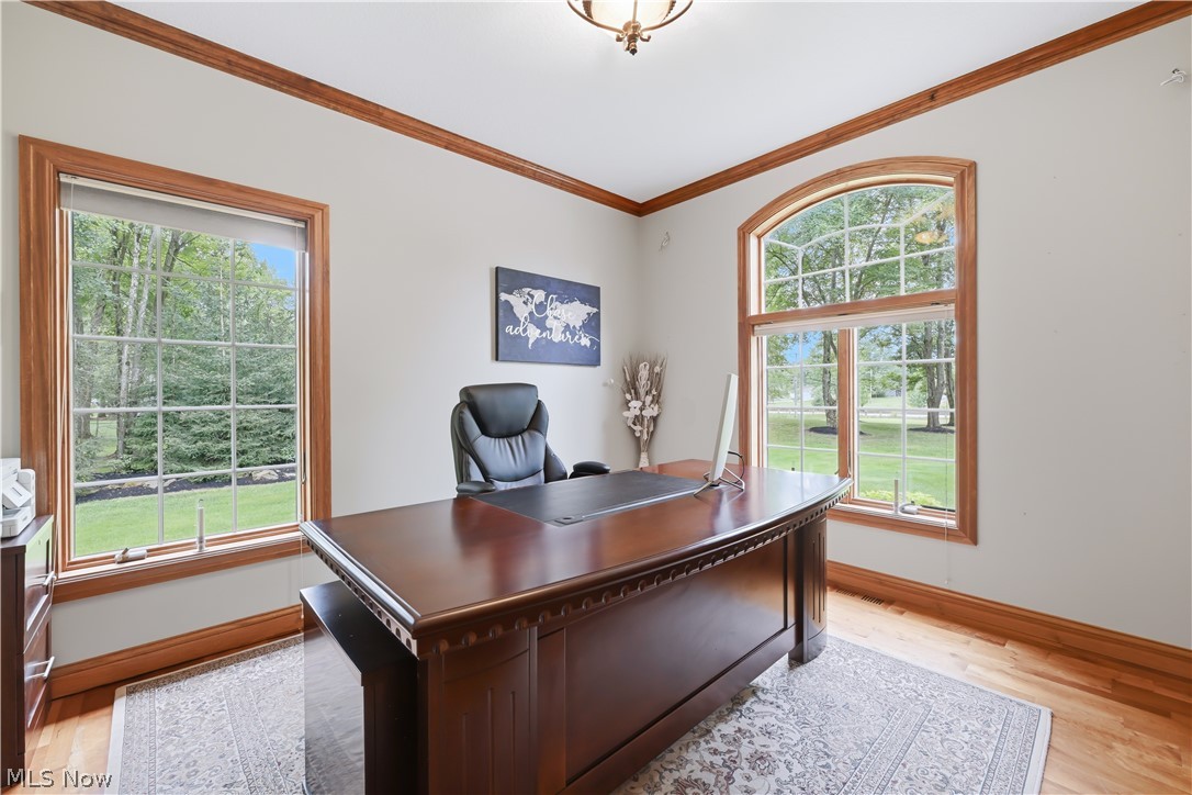 5560 Oak Hill Drive Warren OH 44481