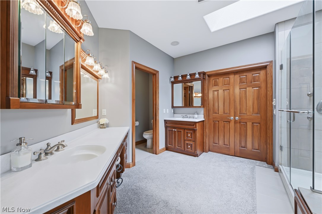 5560 Oak Hill Drive Warren OH 44481