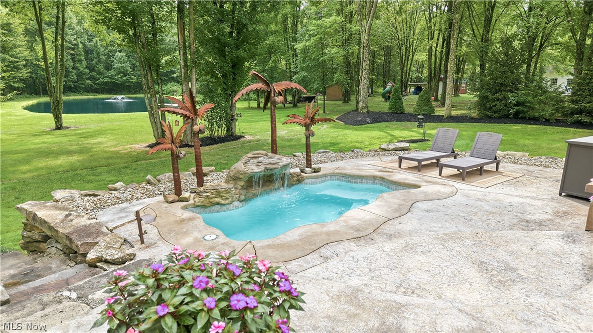 5560 Oak Hill Drive Warren OH 44481