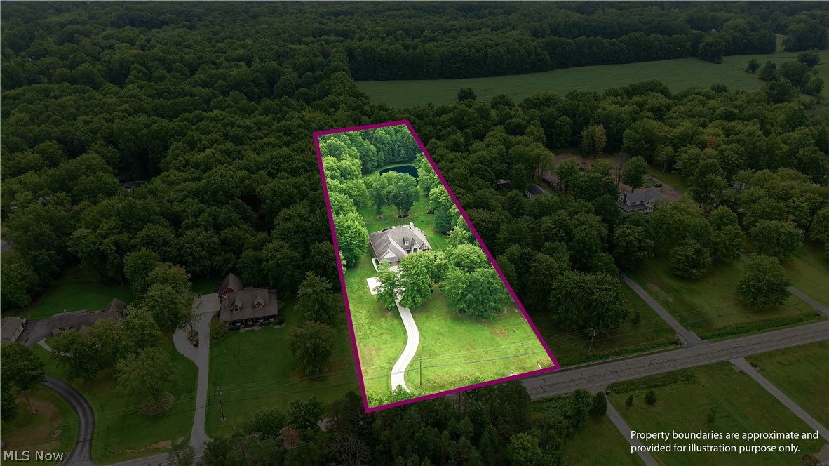 5560 Oak Hill Drive Warren OH 44481