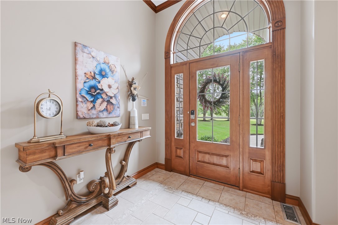 5560 Oak Hill Drive Warren OH 44481