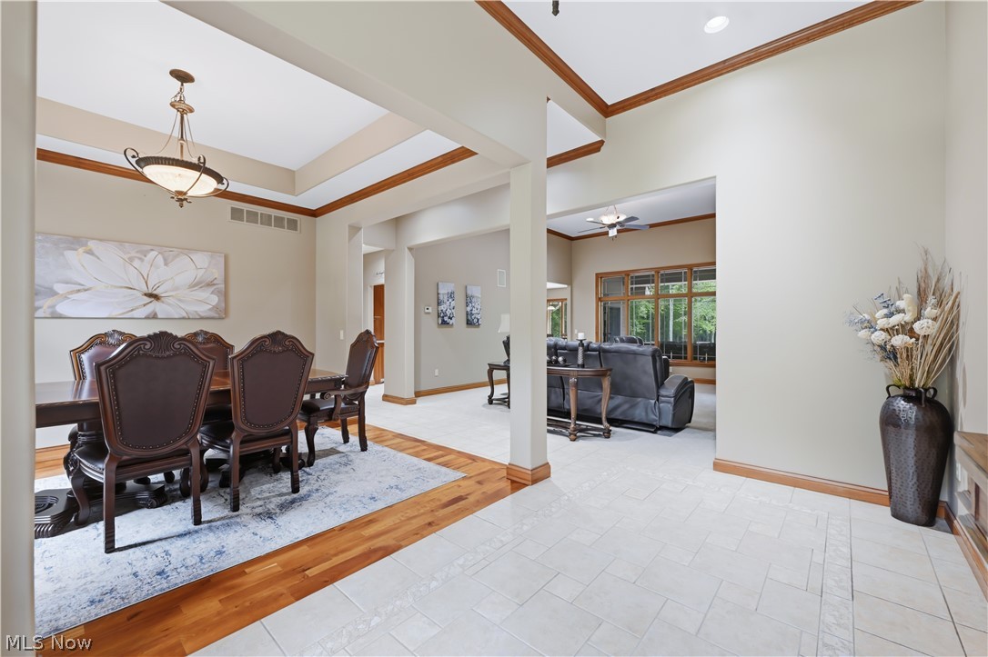 5560 Oak Hill Drive Warren OH 44481