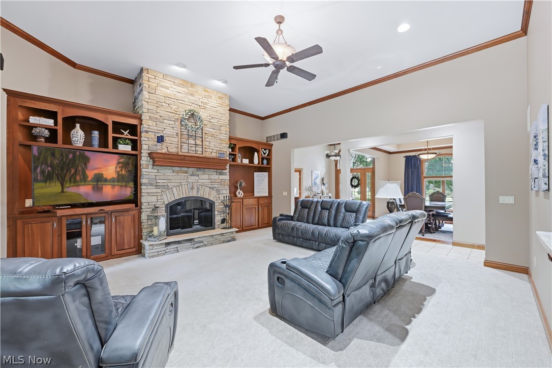 5560 Oak Hill Drive Warren OH 44481