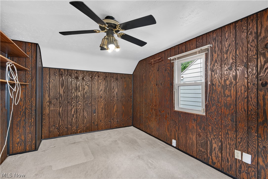 19811 Shakerwood Road Warrensville Heights OH 44122