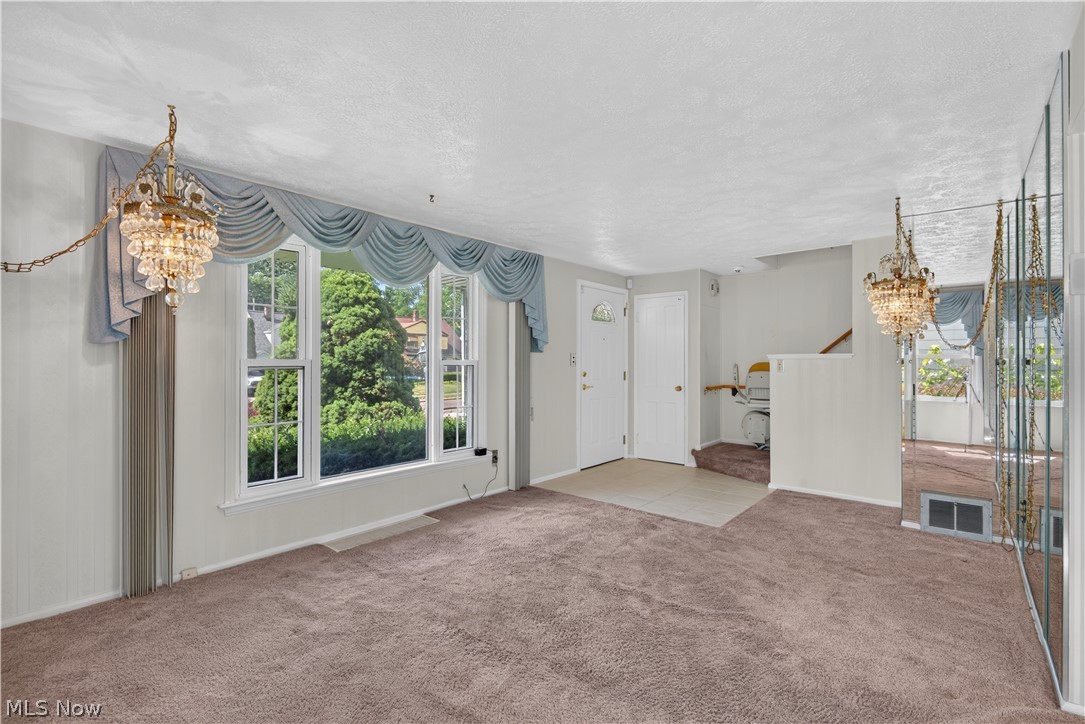 19811 Shakerwood Road Warrensville Heights OH 44122