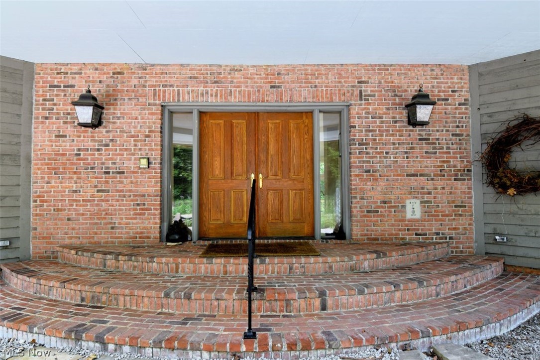 13540 Ledgebrook Lane Chagrin Falls OH 44022