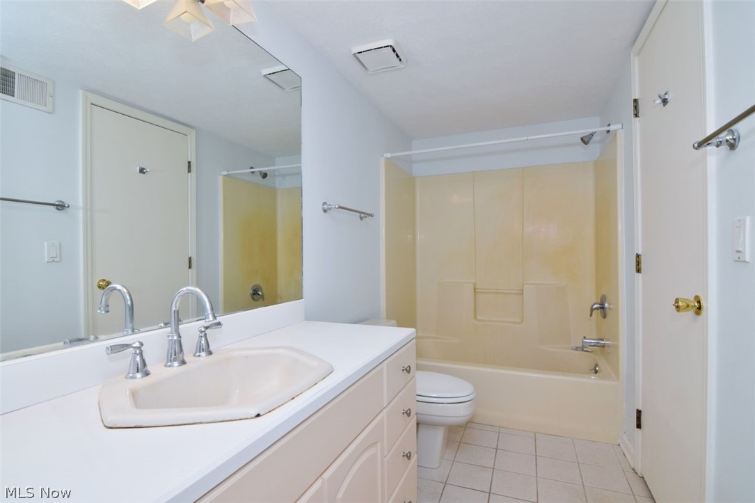 13540 Ledgebrook Lane Chagrin Falls OH 44022