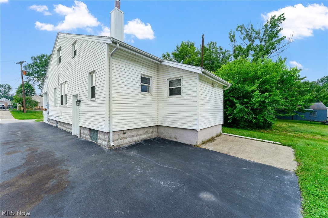 1518 Wakefield Avenue Youngstown OH 44514