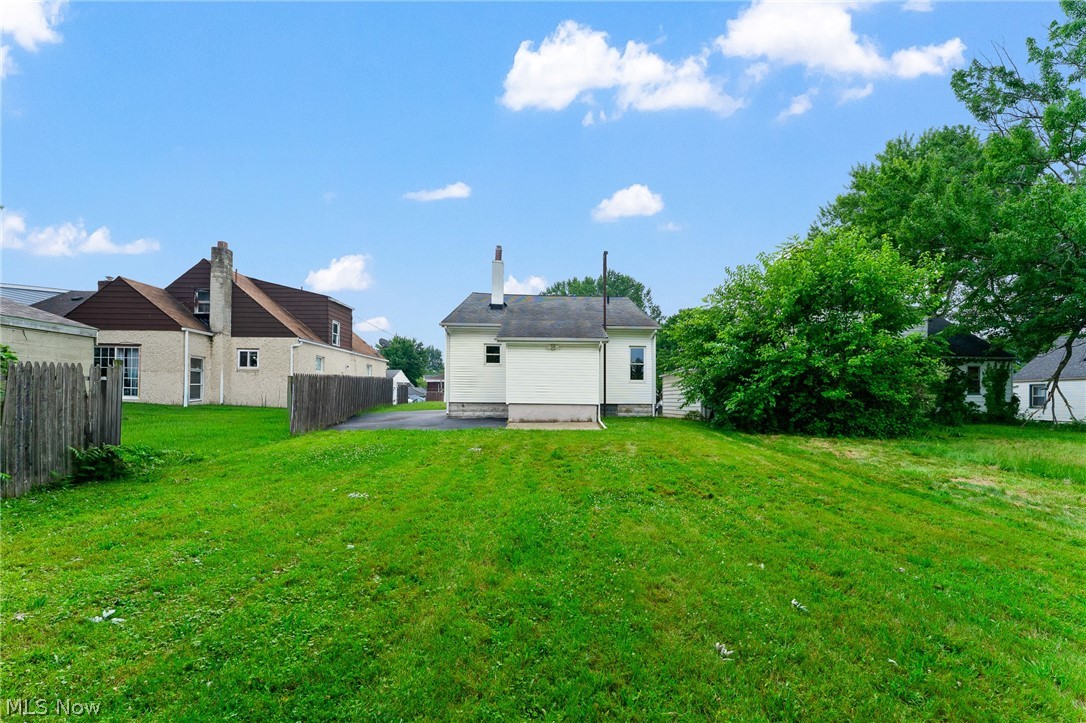 1518 Wakefield Avenue Youngstown OH 44514