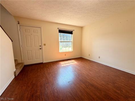 424 NE Shaw Avenue NE Massillon OH 44646