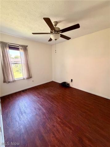 424 NE Shaw Avenue NE Massillon OH 44646