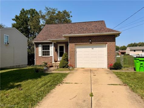 424 NE Shaw Avenue NE Massillon OH 44646