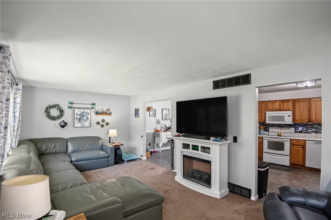 2426 Wilshire Drive Cortland OH 44410