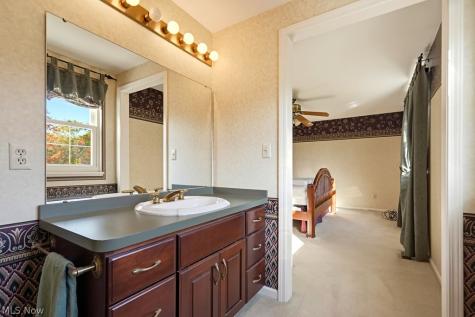 8812 Crow Drive Macedonia OH 44056