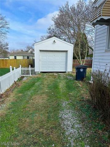 929 Jason Avenue Akron OH 44314
