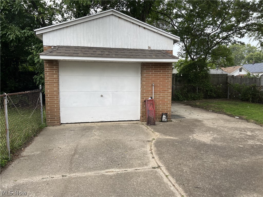1524 W 23rd Street Lorain OH 44052