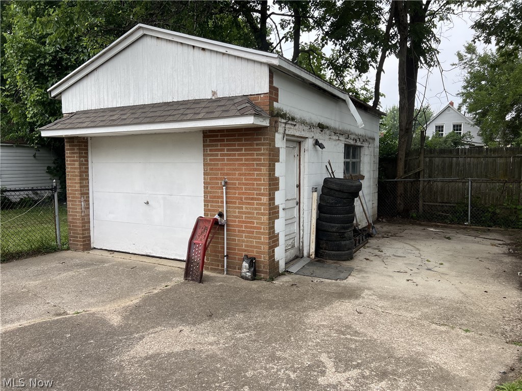 1524 W 23rd Street Lorain OH 44052
