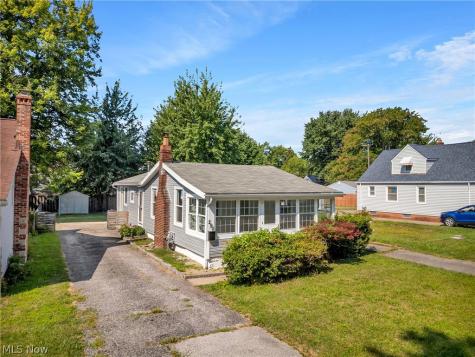 290 E 317th Street Willowick OH 44095
