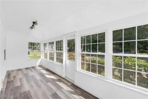 290 E 317th Street Willowick OH 44095