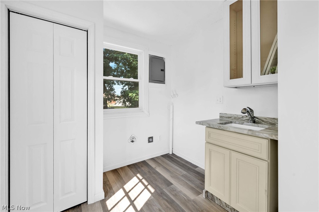 290 E 317th Street Willowick OH 44095