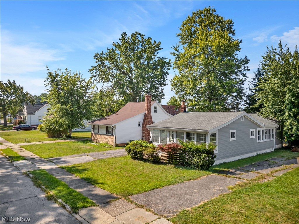 290 E 317th Street Willowick OH 44095