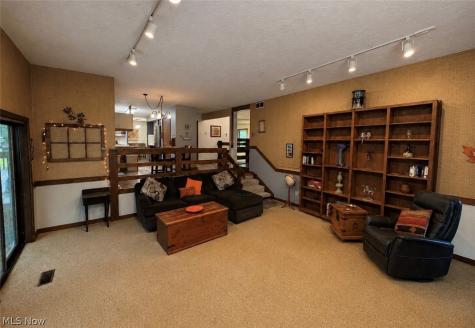 950 Kingswood Drive Akron OH 44313