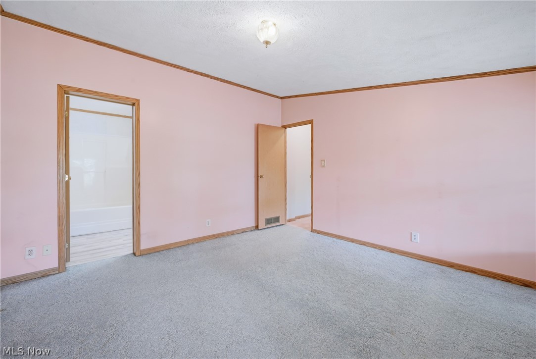 477 Erie Street Hubbard OH 44425