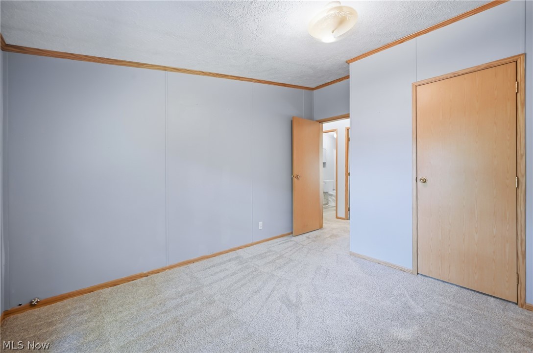 477 Erie Street Hubbard OH 44425