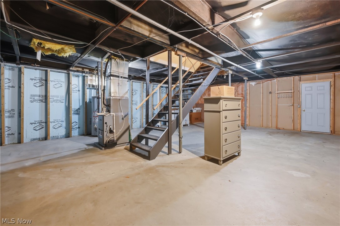 477 Erie Street Hubbard OH 44425